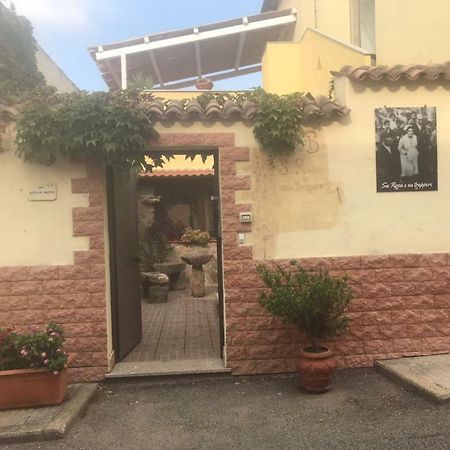 Sa Rosa E Su Trapperi Bed and Breakfast Oschiri Esterno foto