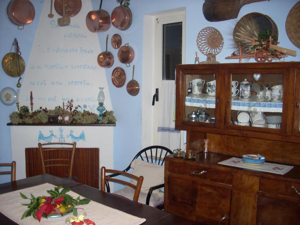 Sa Rosa E Su Trapperi Bed and Breakfast Oschiri Esterno foto